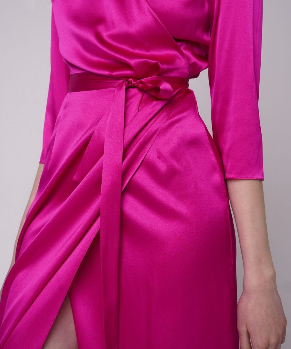  Fuchsia Let Your Love Silk Robe Amoralle