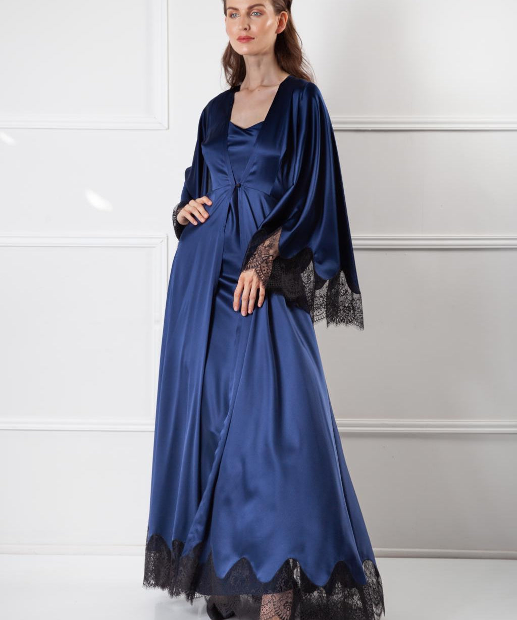  Desirous set Amoralle
