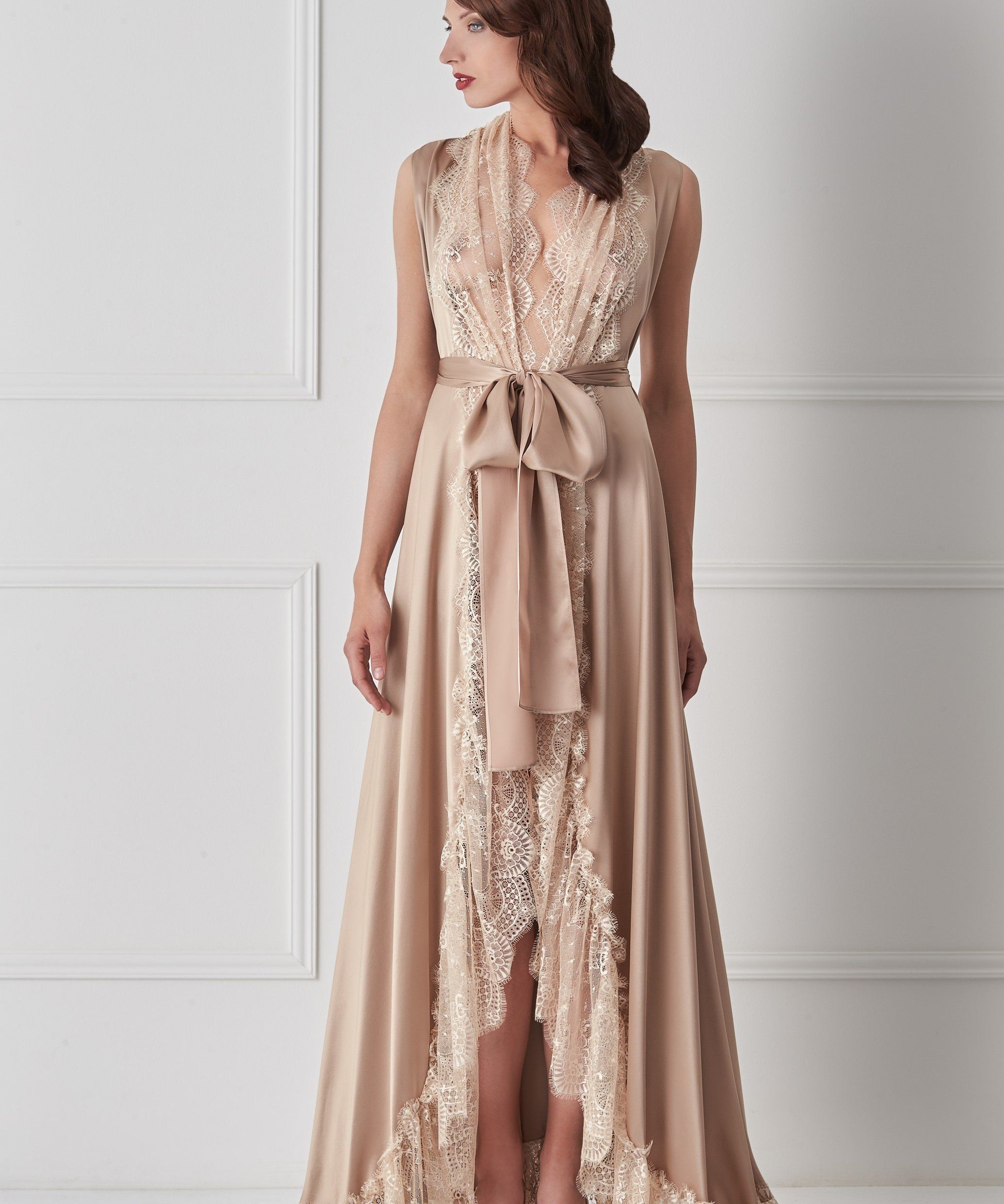  Fancy gown Gown Amoralle
